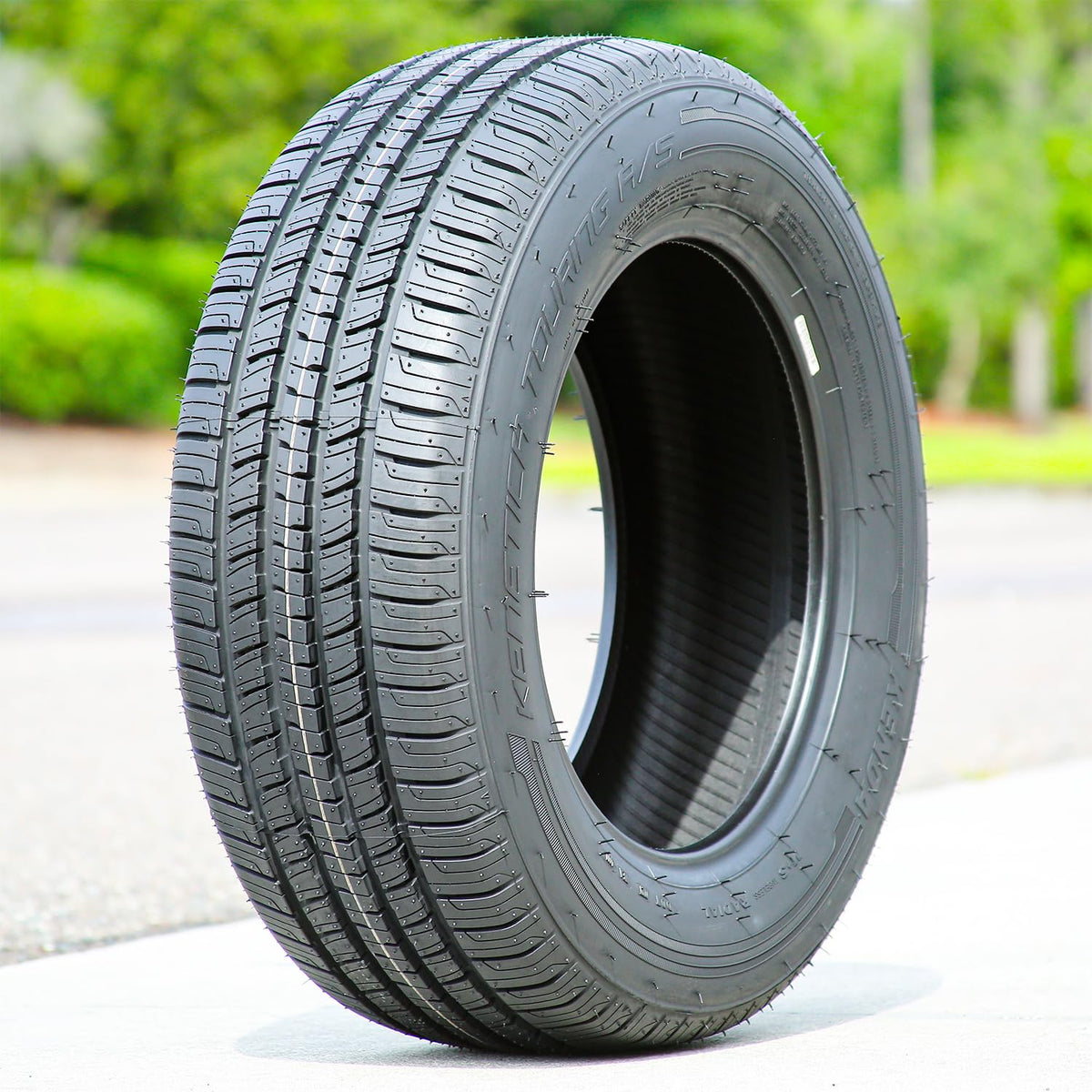 195/65R15 Tire Q413